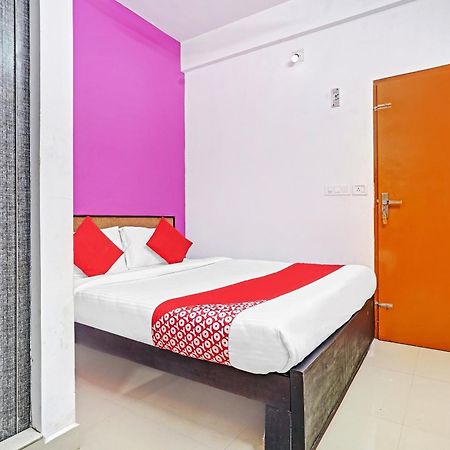 Hotel Thaza Rooms Nedumbassery Exterior photo